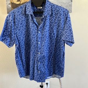 Like New Karl Lagerfeld, short sleeved shirt